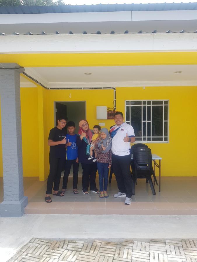 Room/Homestay Nazadja Sungai Besar Exterior photo