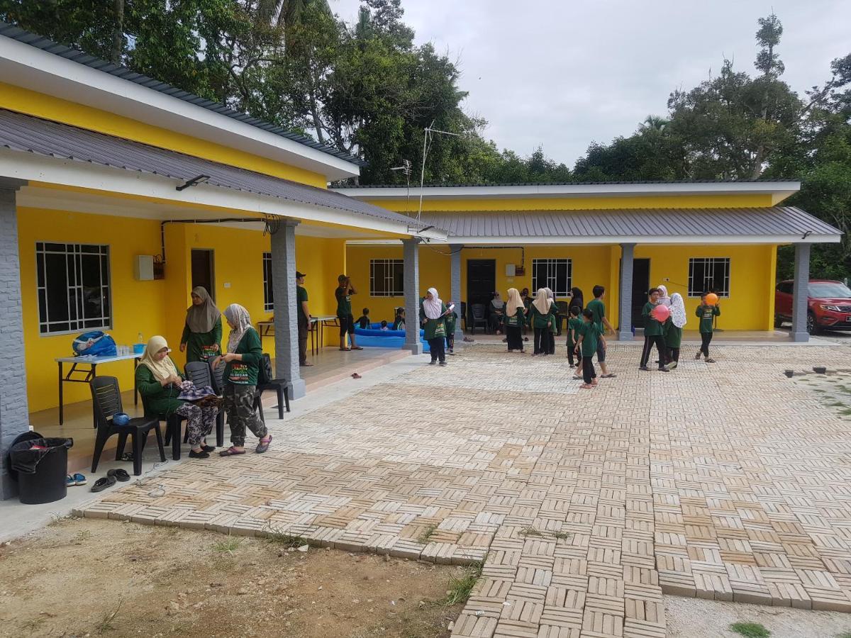 Room/Homestay Nazadja Sungai Besar Exterior photo