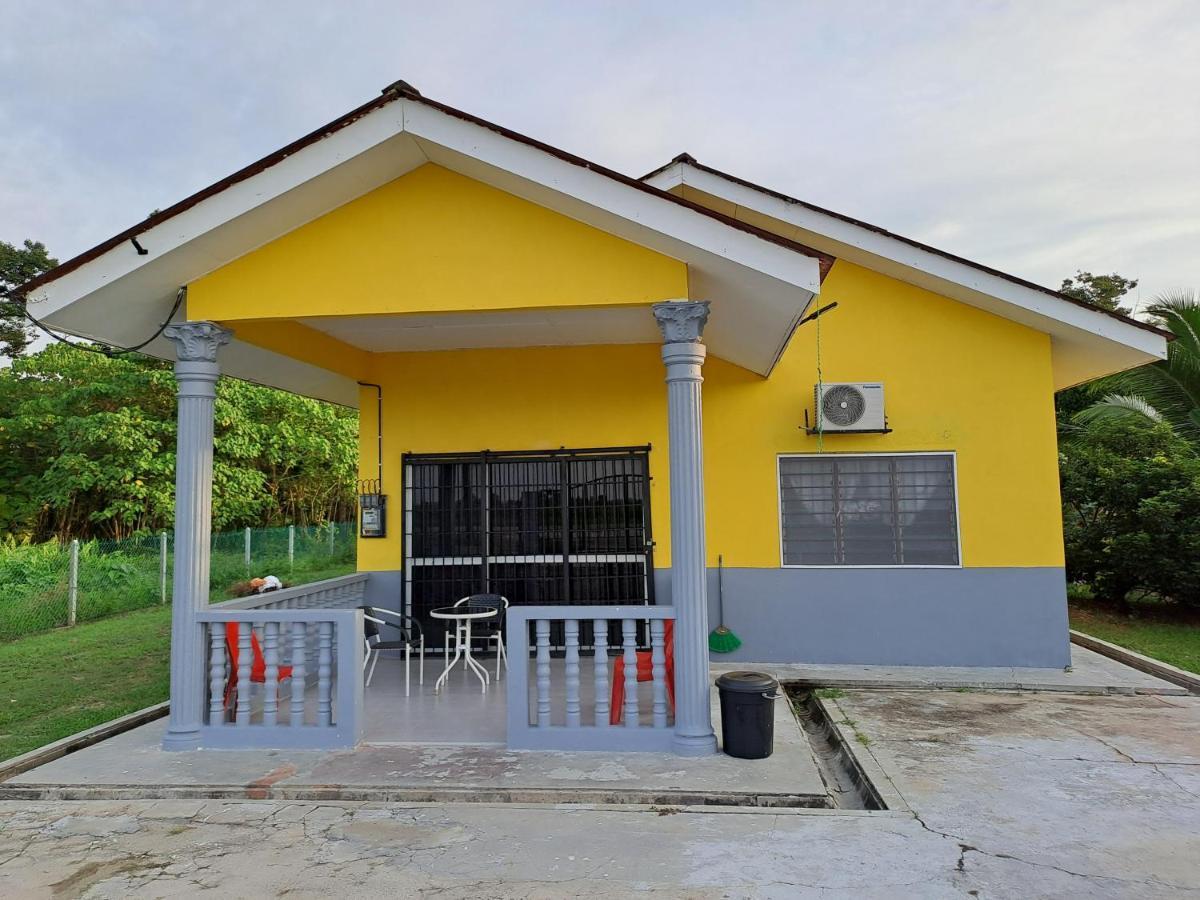 Room/Homestay Nazadja Sungai Besar Exterior photo